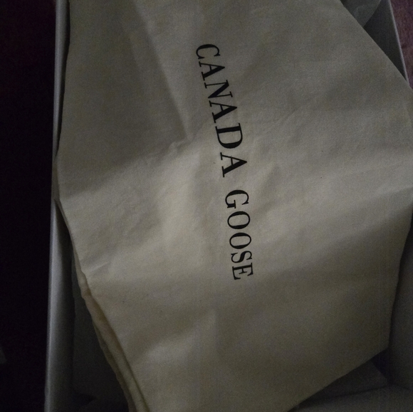 Glacier lowtop sneakers, Canada Goose  7.5 US - Picture 4 of 5